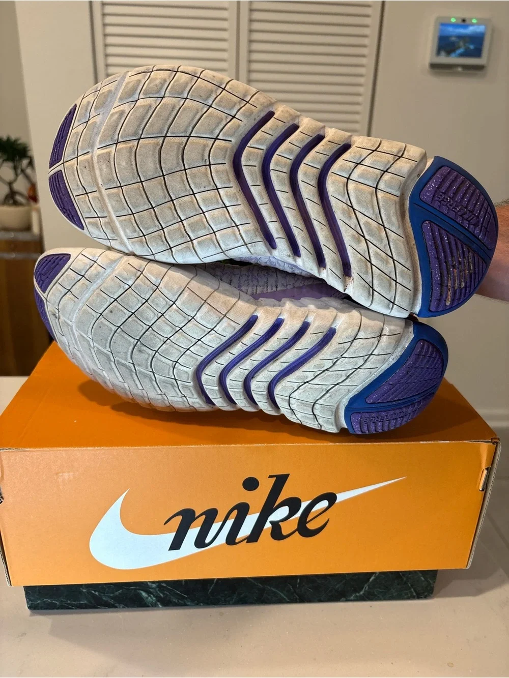 Nike Free Run Purple Running Shoes Rare Color Womens size 8